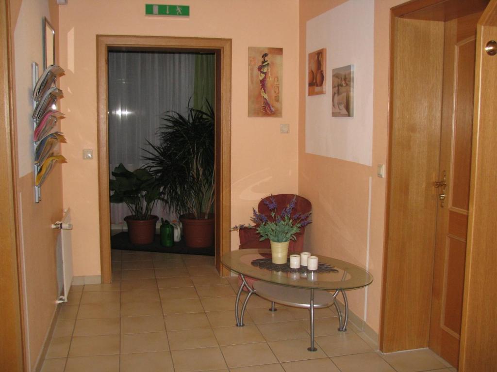 Hotel Erzhausener Hof מראה חיצוני תמונה