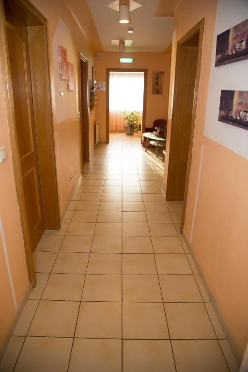 Hotel Erzhausener Hof מראה חיצוני תמונה